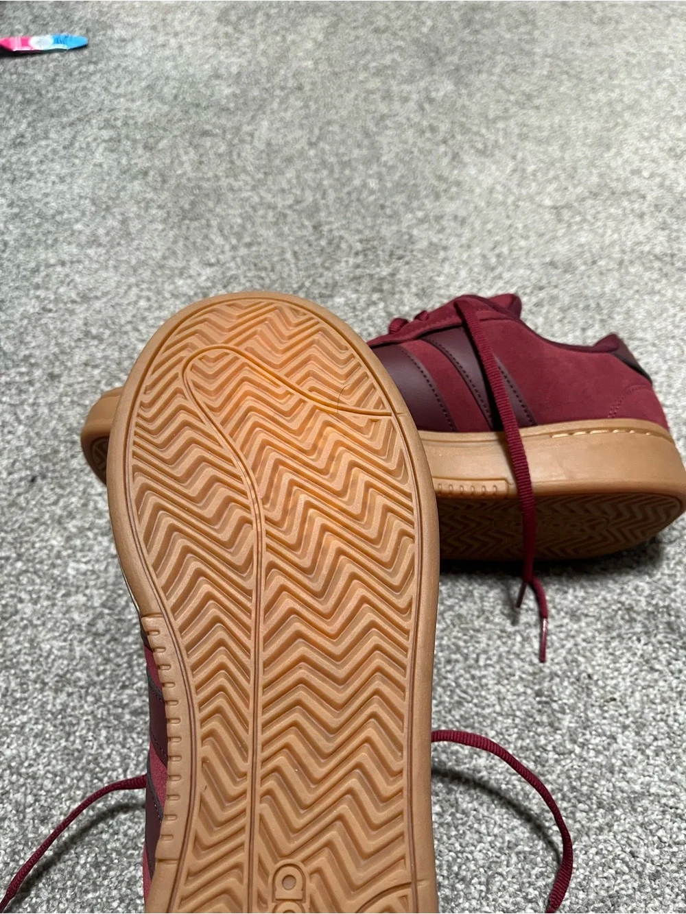 adidas low top